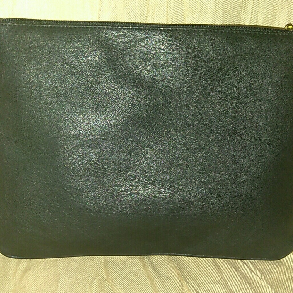 Betset johnson - Picture 2 of 6